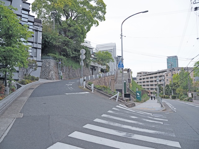 国見坂?北野町1丁目の眺望坂1