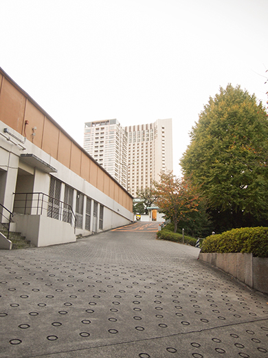 ホテルオークラ東京の坂道を歩いてみる11