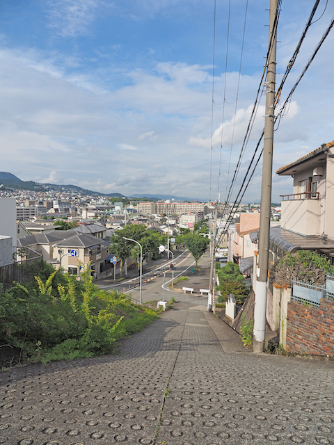 神戸水道路沿いの芦屋市と西宮市の市境の急坂3