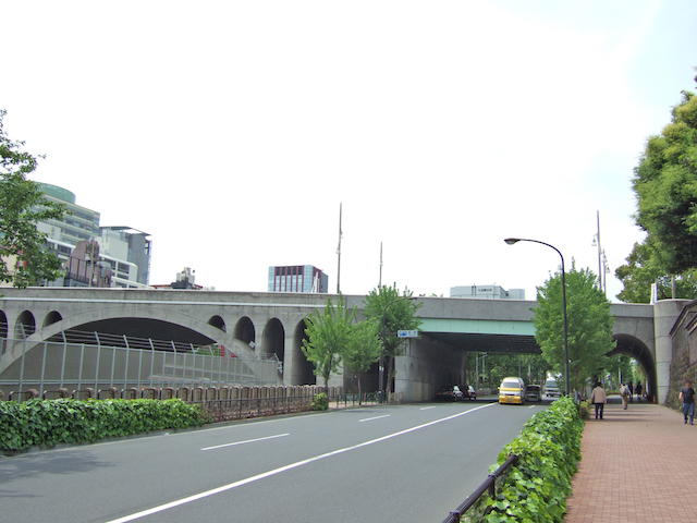 ゙֤θޤפˤФƤοξʿפ褳γ3