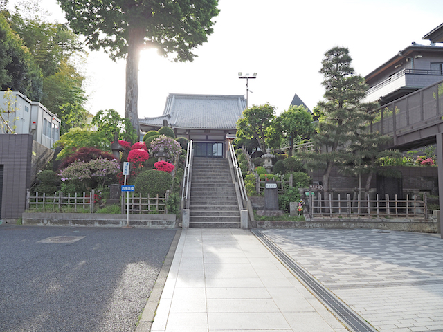 東福寺の階段と恋の鐘1