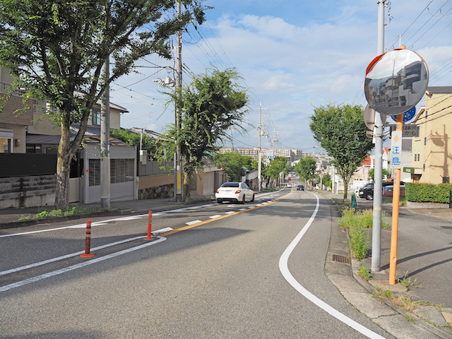 神戸水道路沿いの芦屋市と西宮市の市境の急坂6
