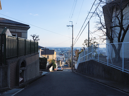 甲南女子中学校・高等学校に隣接している階段5