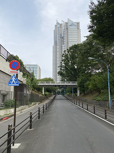 淀橋浄水場を感じる坂道2