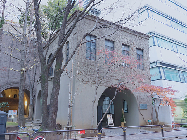 文化学院と創立の地に残る建物1