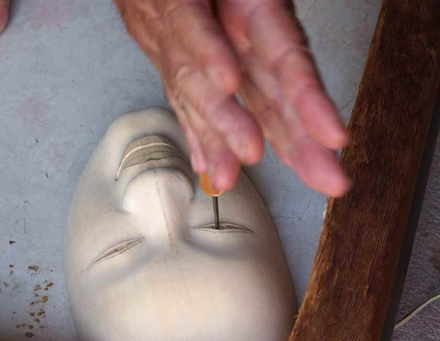 眼のキリ穴_8.28