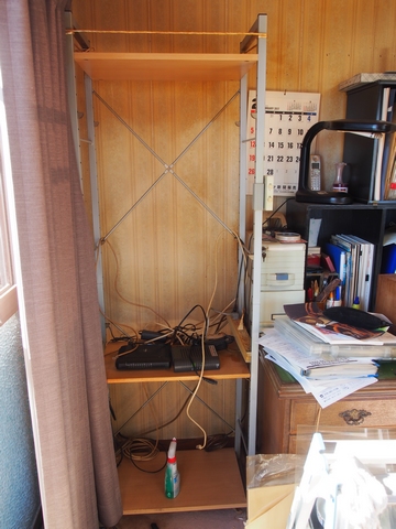 06.自分の部屋_OA機器のラック