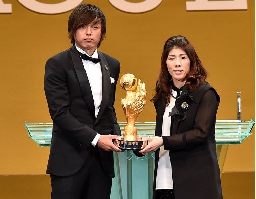 遠藤保仁選手の日本代表150試合出場から思うこと サッカーに年齢は関係ない ケーゴの長いつぶやき 遠藤保仁選手の日本代表150試合出場から思うこと サッカーに年齢は関係ない ケーゴの長いつぶやき