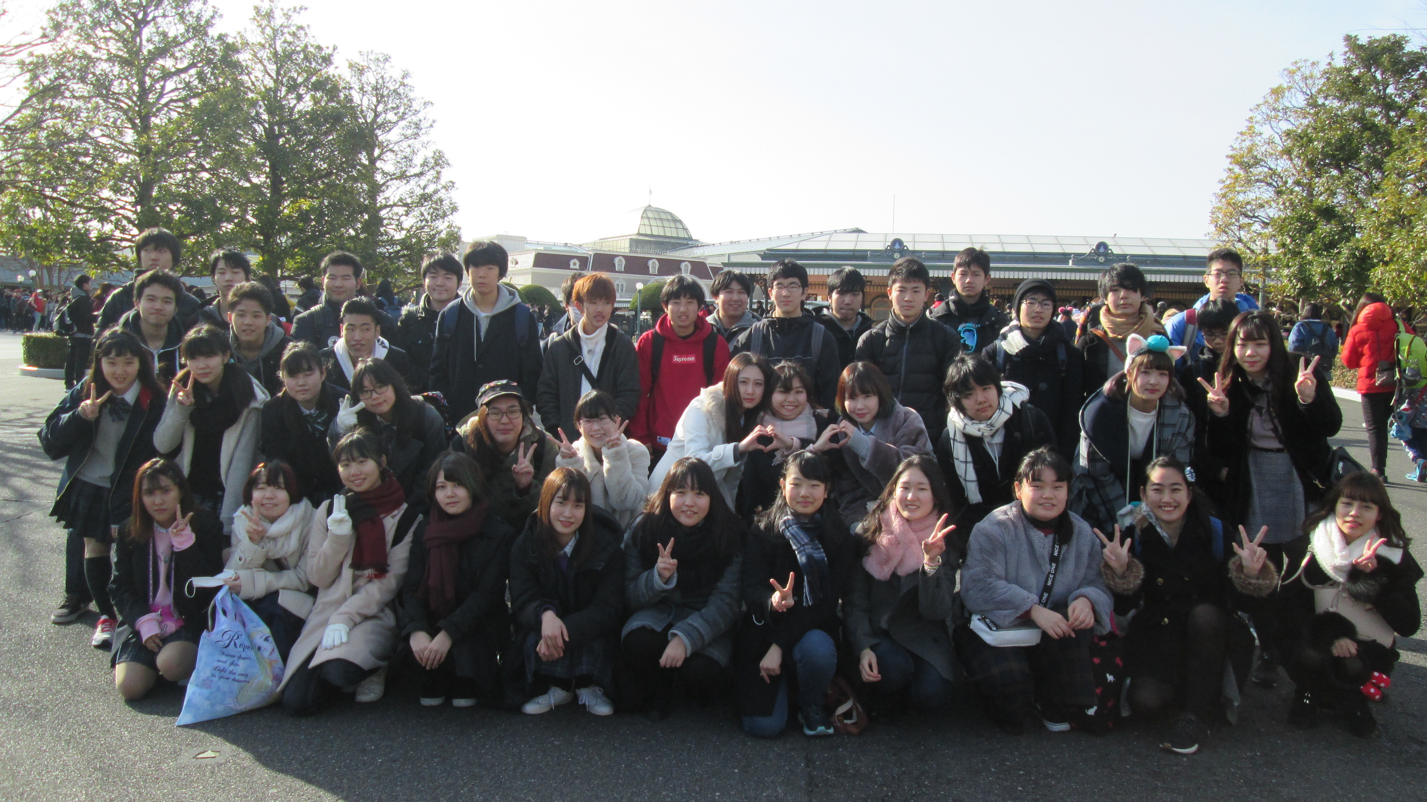 ディズニー遠足 興学社高等学院 3学年ブログ