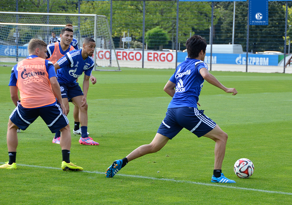 うっちー シャルケ合流 おかえりなさぁぁぁい 内田篤人 でいりーふぉと