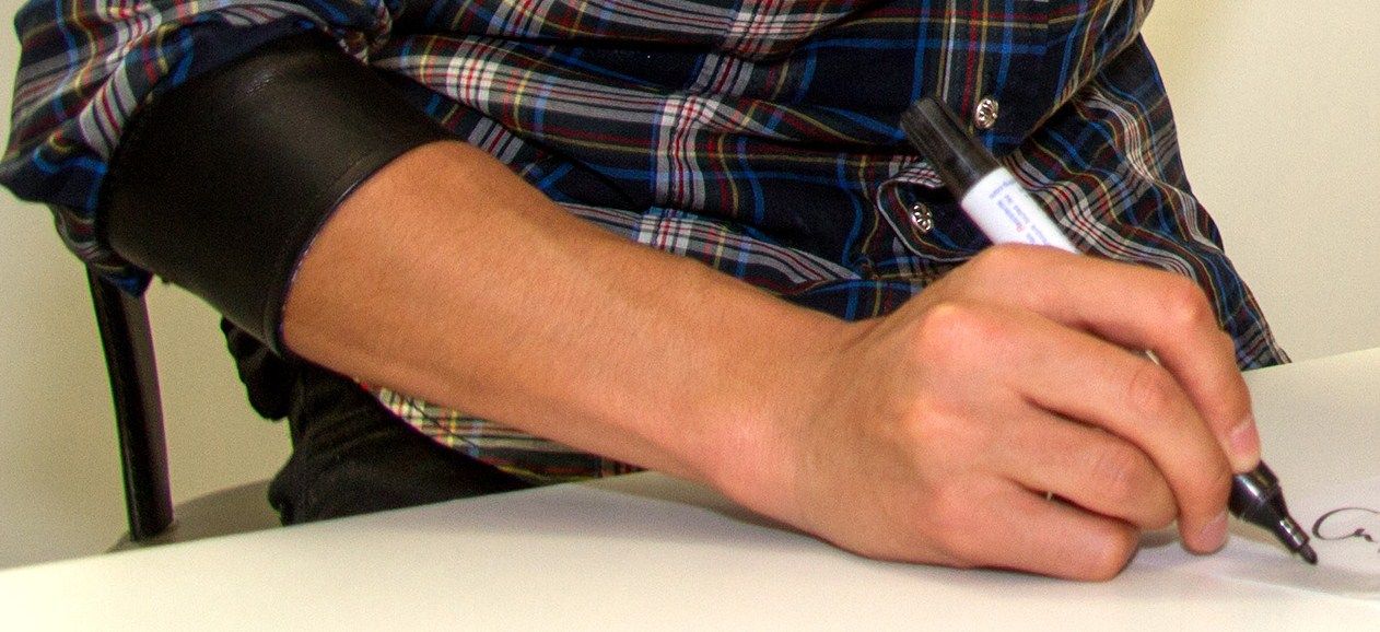 うっちー 腕毛と脛毛 内田篤人 でいりーふぉと