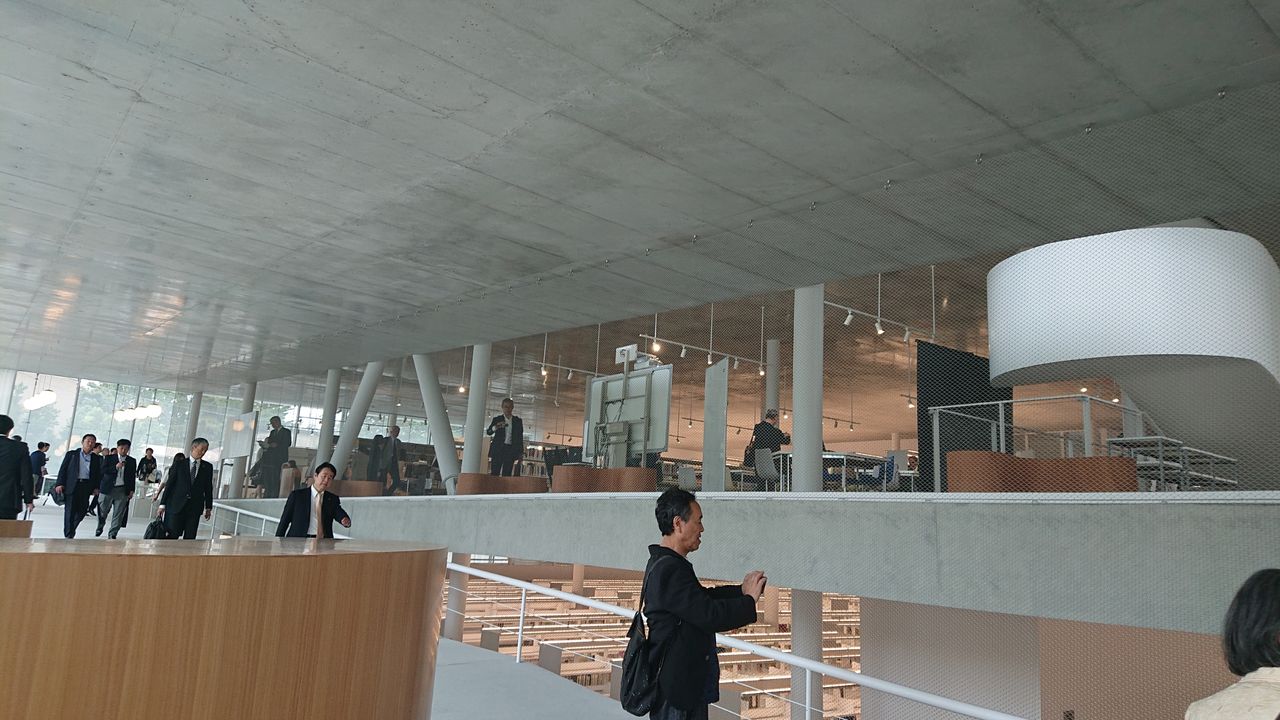 日本女子大学図書館落成式出席 懐かしい方々に会えました 目白駅前のビル内 あえん で和食 明日から軽井沢へ 造花の店 アーティフィオーリ ミリア 京都市左京区山端大城田町27 8 090 6565 3253