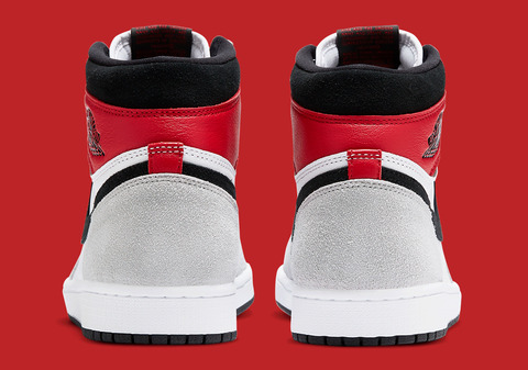 Air-Jordan-1-High-OG-Light-Smoke-Grey-555088-126-2