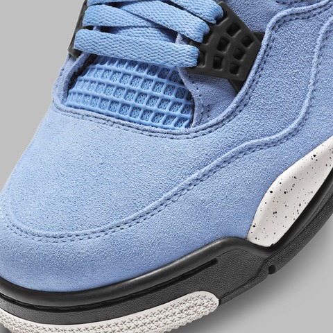 jordan-4-university-blue-CT8527-400-official-images-3