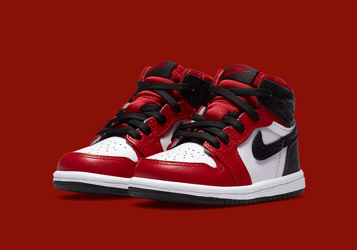 AIR JORDAN１　stain Red