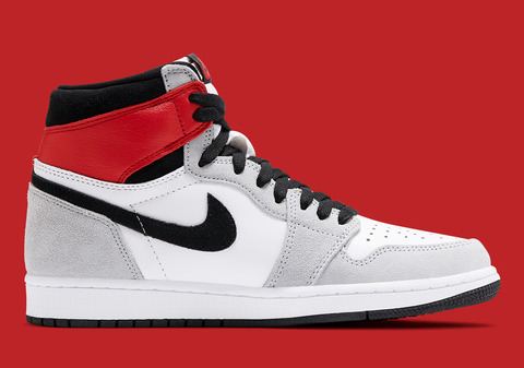 Air-Jordan-1-High-OG-Light-Smoke-Grey-555088-126-1