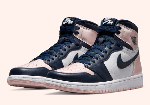 Air-Jordan-1-Bubble-Gum-DD9335-641-Photos-3