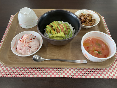 ②