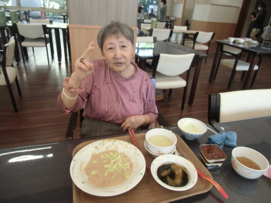 ⑤