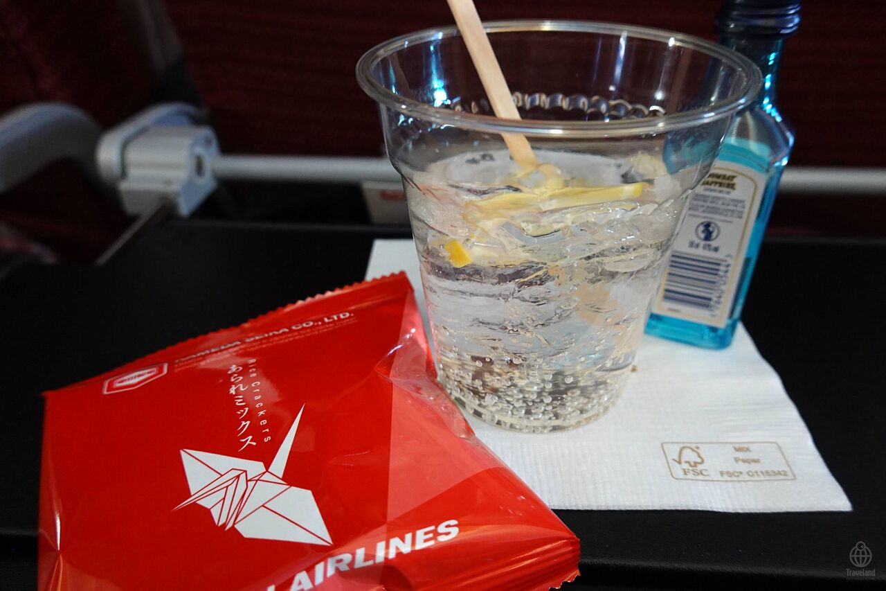 JALエコノミー機内食 : ヨコ旅