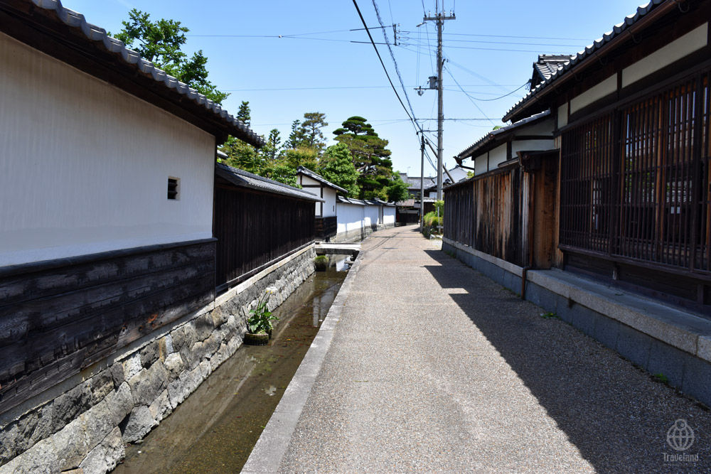 近江商人の町 五個荘 にて ヨコ旅 近江商人の町 五個荘 にて ヨコ旅