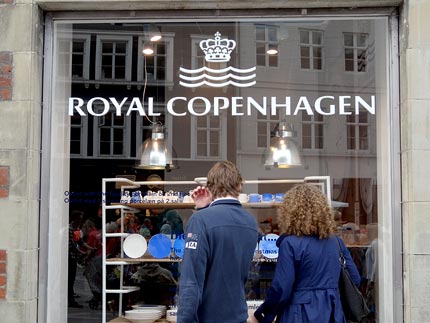 ロイヤルコペンハーゲン本店で寿司 ヨコ旅