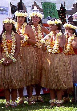 フラダンス女性像のランプ フラダンス女性像のランプ フラダンス女性像のランプ