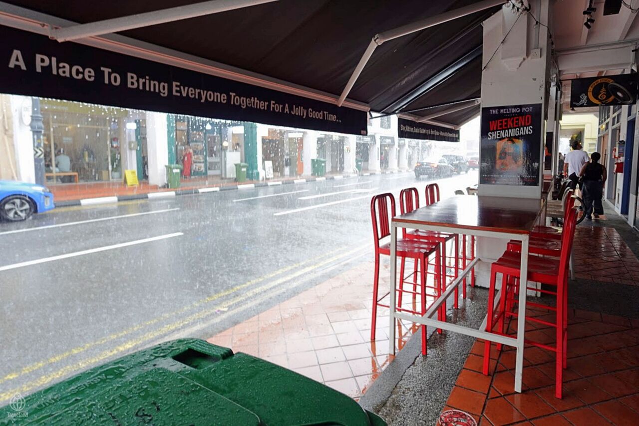 ヨコ旅:雨のシンガポール