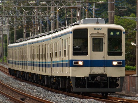 tobu8129f2