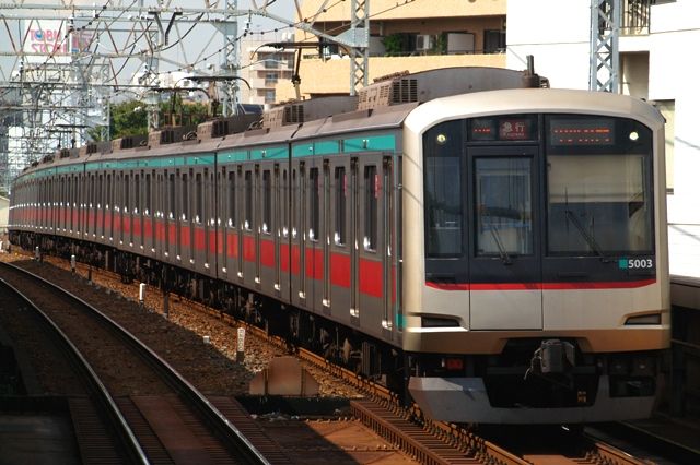 東武鉄道伊勢崎線の駅撮り撮影地 瀬戸の春風こころの昼寝 東武鉄道伊勢崎線の駅撮り撮影地 瀬戸の春風こころの昼寝