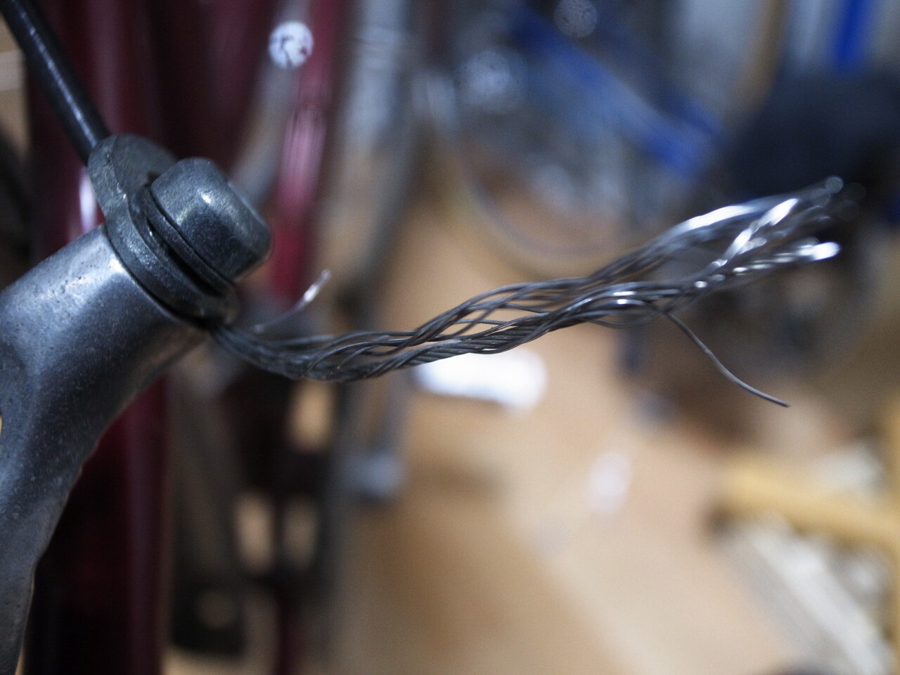 プジョーメトロ整備1 : 禅定自転車日記