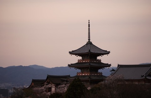 NOU92_kyounomachiwonagameru_TP_V1