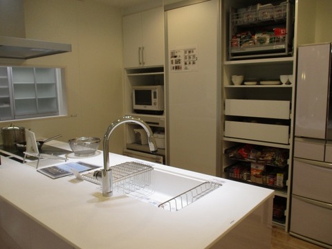 146b89a20afa0059f0bee0dc204abec3_s