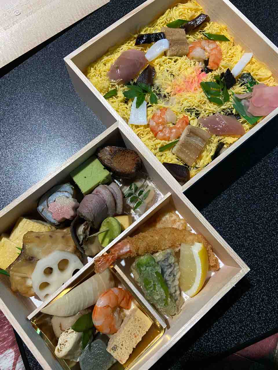 萬重のお弁当と本底の型入れ 靴を作るが靴職人と呼ばれるのはちょっと つくりて野島と新人マキコのブログ 萬重のお弁当と本底の型入れ 靴を作るが靴職人と呼ばれるのはちょっと つくりて野島と新人マキコのブログ