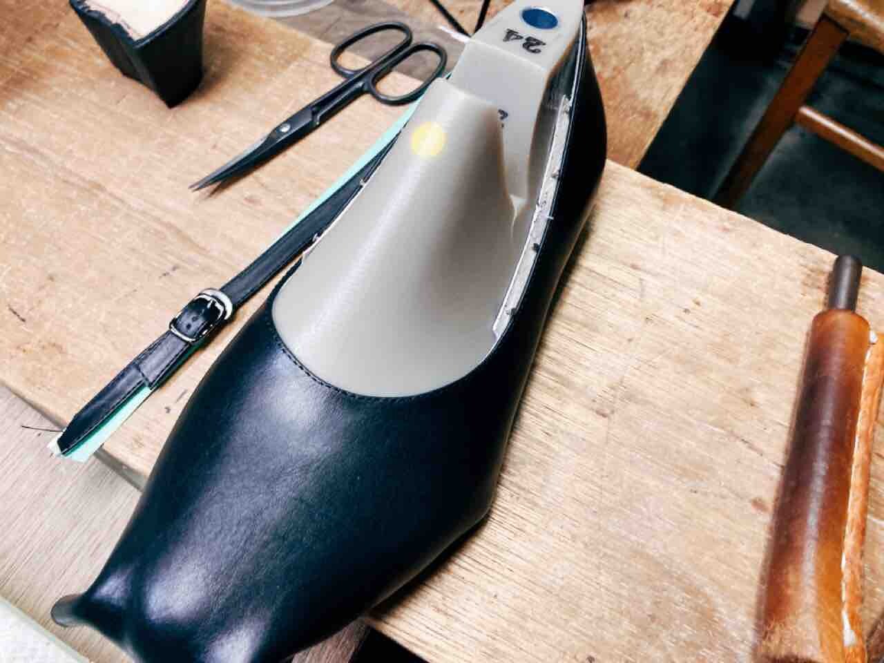 たった2枚の型紙からパンプス製作 靴を作るが靴職人と呼ばれるのはちょっと つくりて野島と新人マキコのブログ