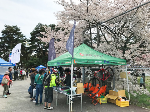 170426_06_booth03