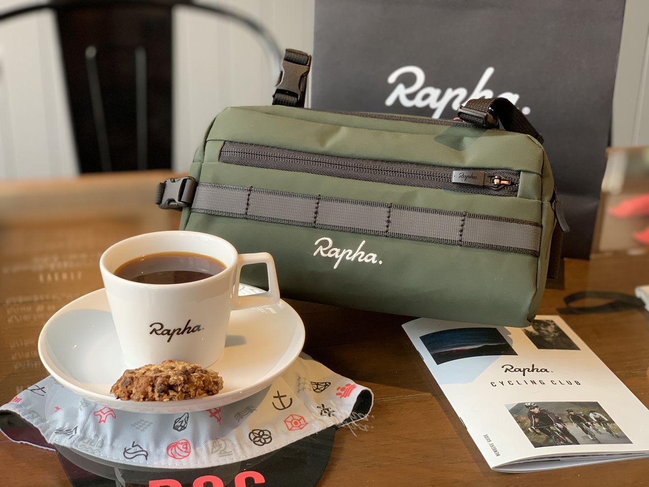 Rapha新製品！完全防水になった「BAR BAG」 : 産地直送きっかの