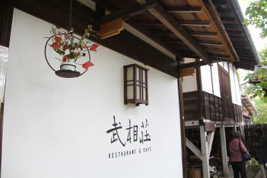27895b25.jpg
