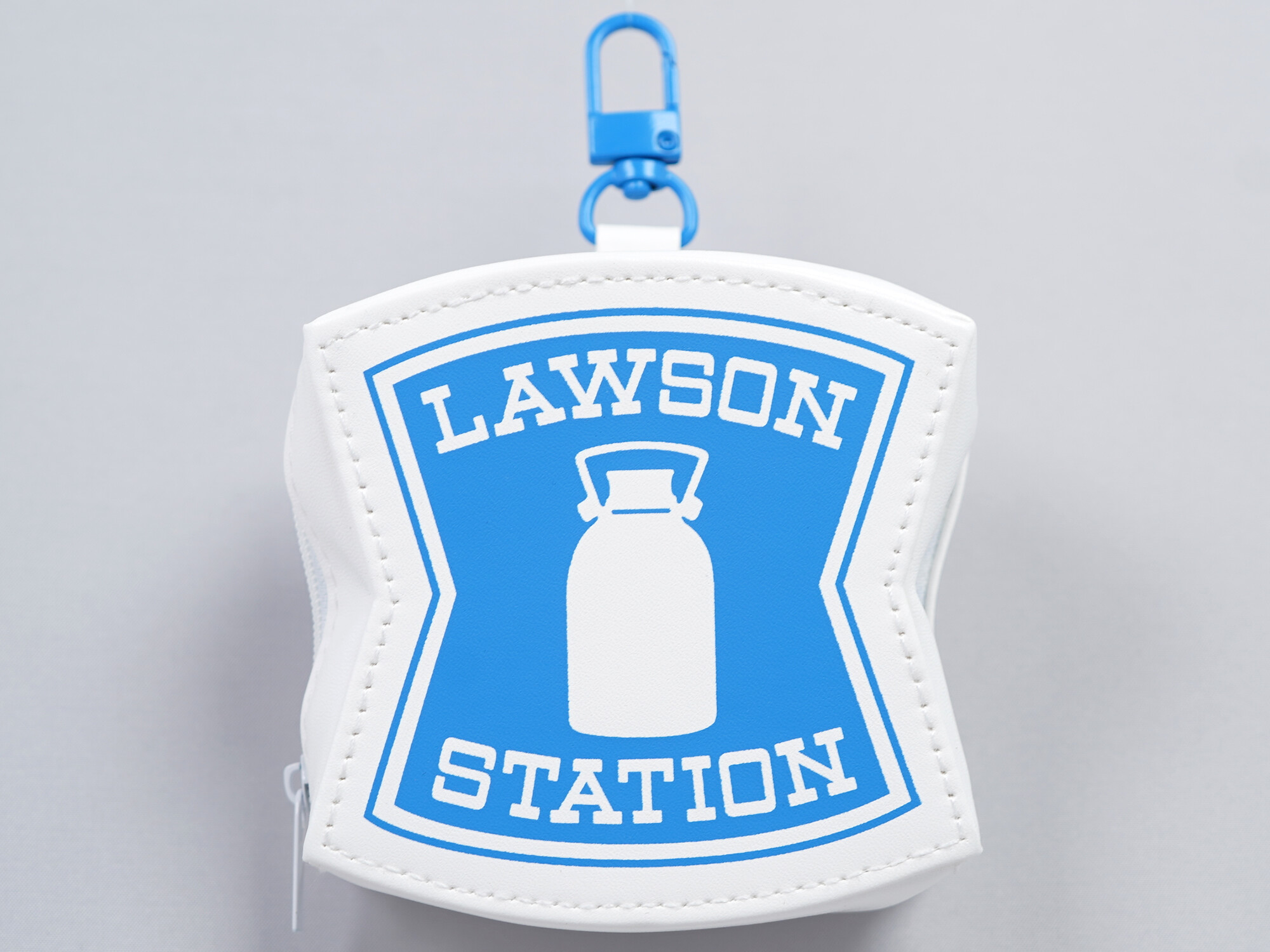 LAWSON OFFICIAL BOOK ローソンの看板そのまんまミニポーチver.
