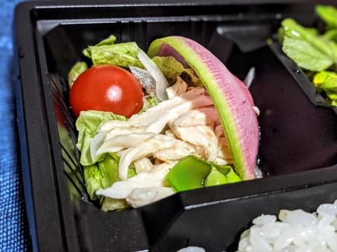 00100lrPORTRAIT_00100_BURST20200501195842049_COVER~2