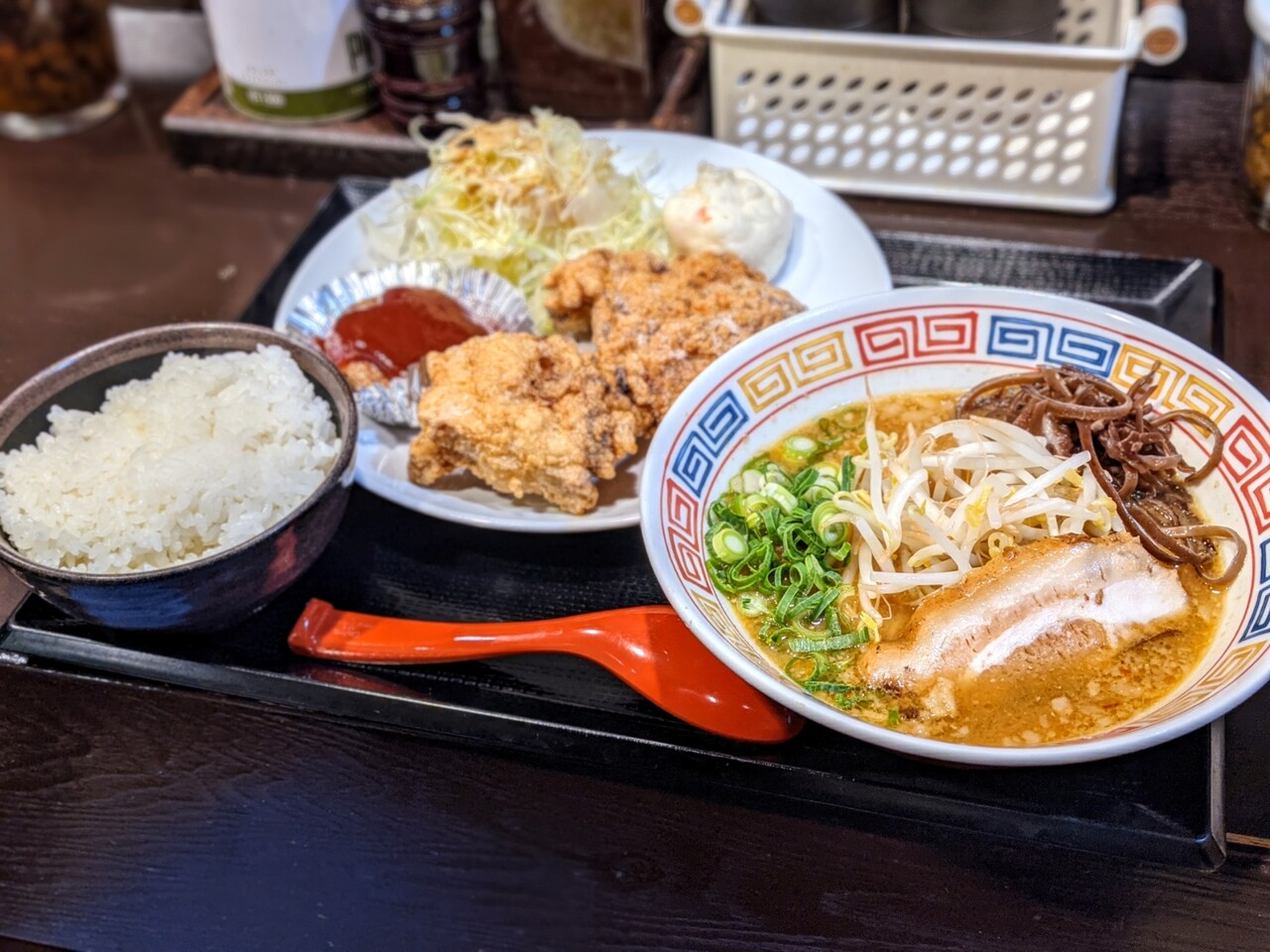 ラーメン食堂 縁 北久米店 からバーグ定食 松山市 新 愛媛さすらい日記