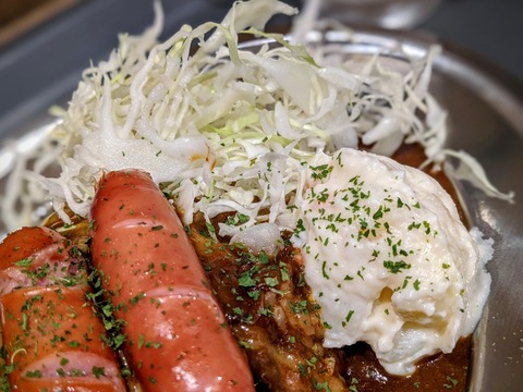 00100lrPORTRAIT_00100_BURST20200727180234705_COVER