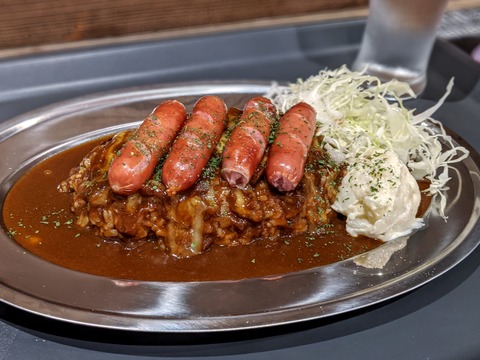 00100trPORTRAIT_00100_BURST20200727180147091_COVER~2