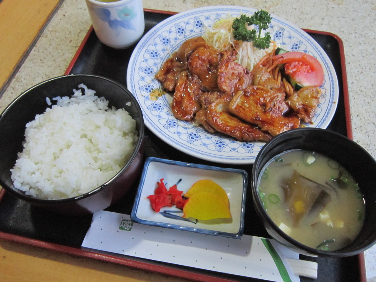 レスト喫茶 クレピス 豚肉のしょうが焼定食 松山市 新 愛媛さすらい日記