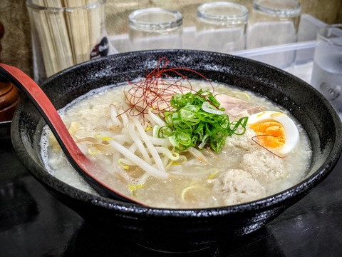 00100trPORTRAIT_00100_BURST20200625180945112_COVER~2