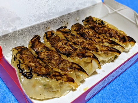 00100lrPORTRAIT_00100_BURST20200515200527676_COVER