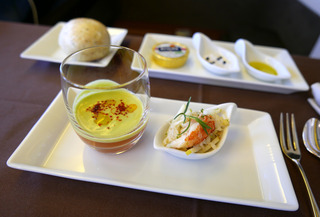 ���㥫�륿��Ǥ�壱�����ܤε��� --���ܹҶ��֣ʣ̣���������--SKY SUITE 777(��������������777)��