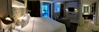 19���ܤ�Bali @�ե��� �ݥ���� �Х� ������ȥ� �Х� ������Four Points by Sheraton Bali Kuta��