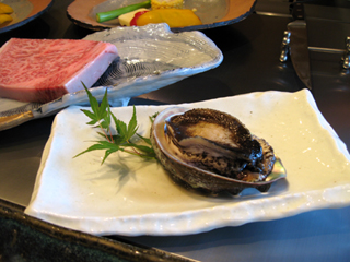 松山全日空ホテル・日本料理「雲海」で鉄板焼を食す!