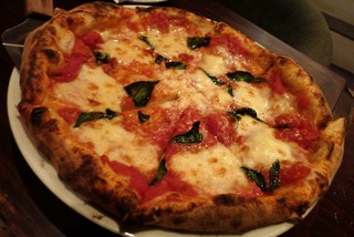 サイゴン一のピザ屋「PIZZA 4P’S(ピザ フォーピース)」 @ホーチミン